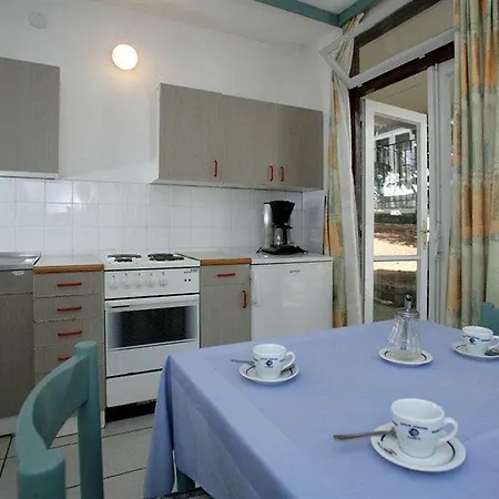 Apartments Astra Plava Laguna 2* Poreč